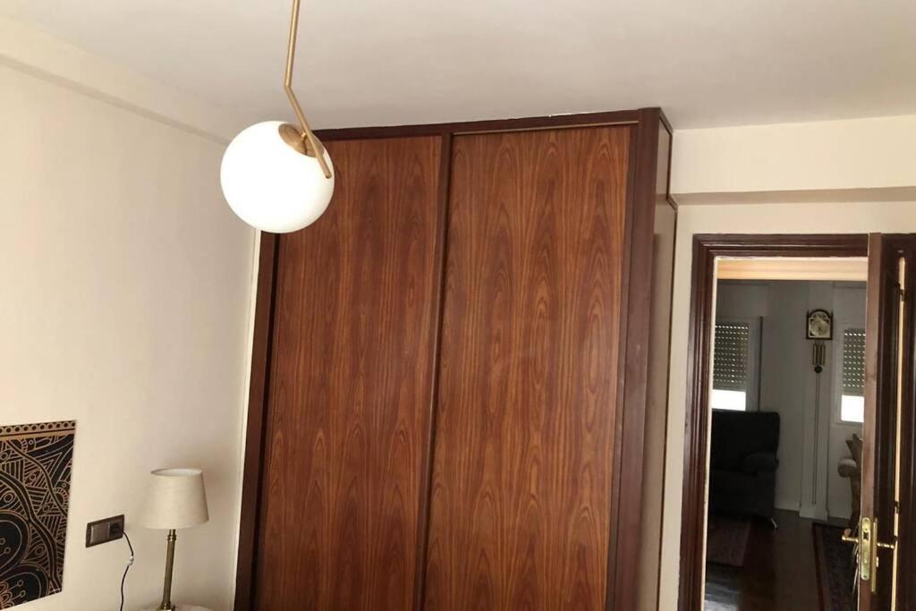 Piso En El Centro De Oviedo Apartamento Exterior foto